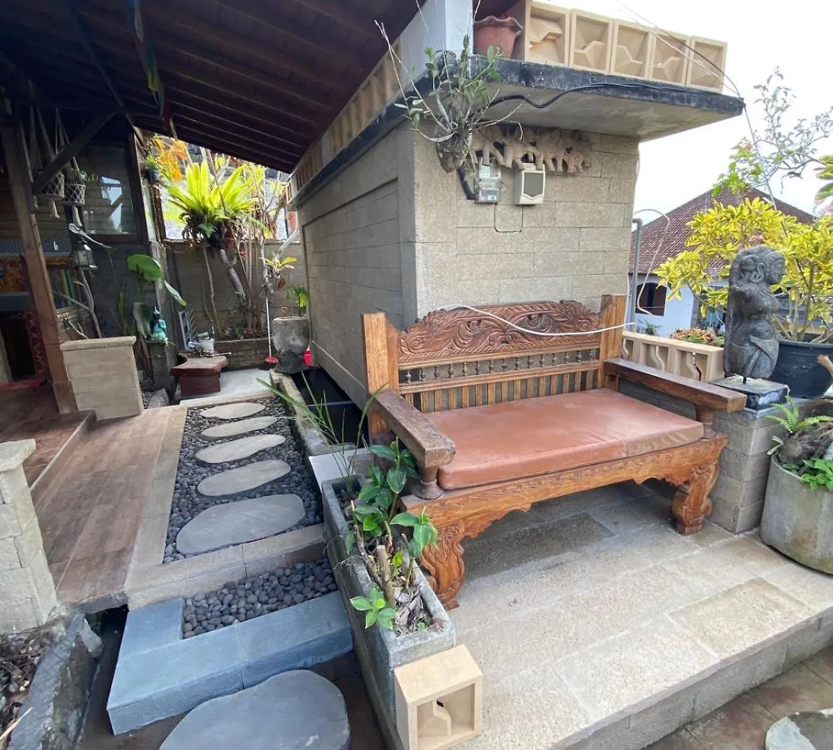 Ogek Home Stay Ubud  Guest house